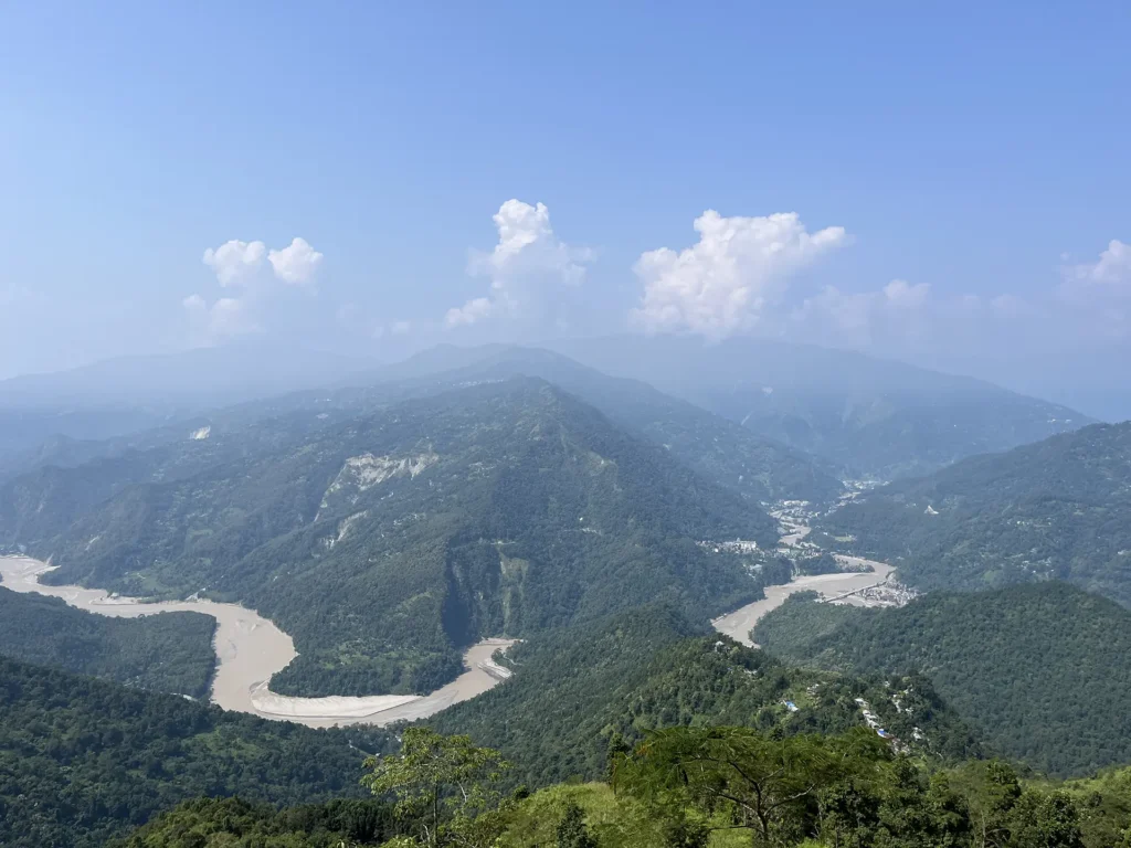 Majestic scenery of river teesta and sikkim from Teesta View Point, 10 minutes drive away